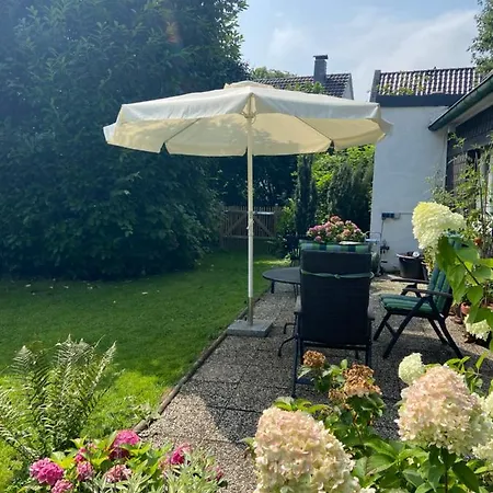 Bergisches - Tiny House Mit Garten *